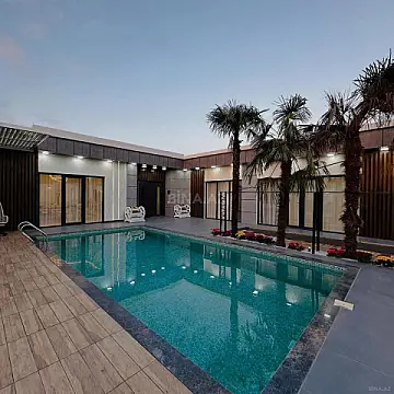 Kirayə verilir 5 otaqlı həyət evi 300 m²