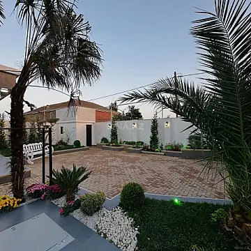 Kirayə verilir 5 otaqlı həyət evi 300 m²