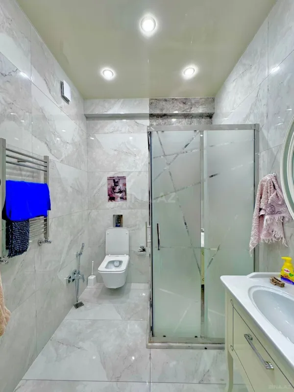 Satılır 3 otaqlı mənzil 115 m²