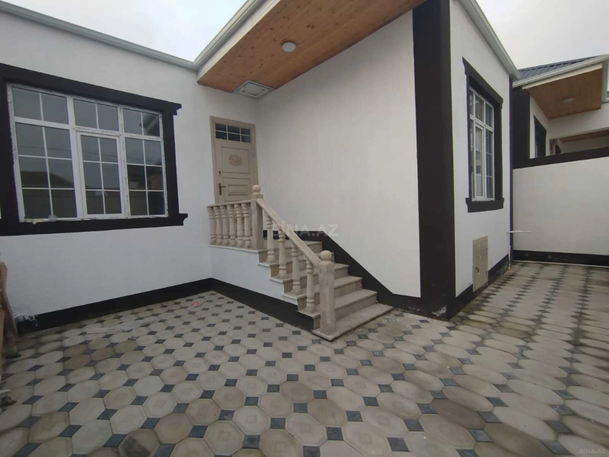 Satılır 2 otaqlı həyət evi 68 m²