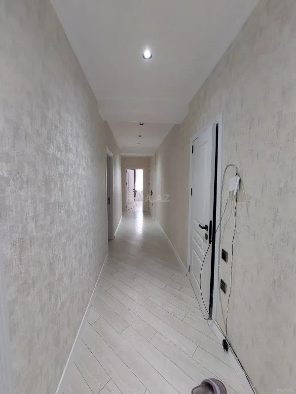 Kirayə verilir 3 otaqlı mənzil 116 m²