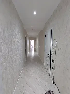Kirayə verilir 3 otaqlı mənzil 116 m²