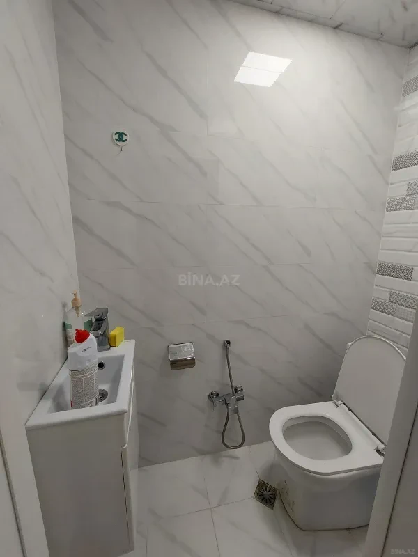 Kirayə verilir 3 otaqlı mənzil 116 m²