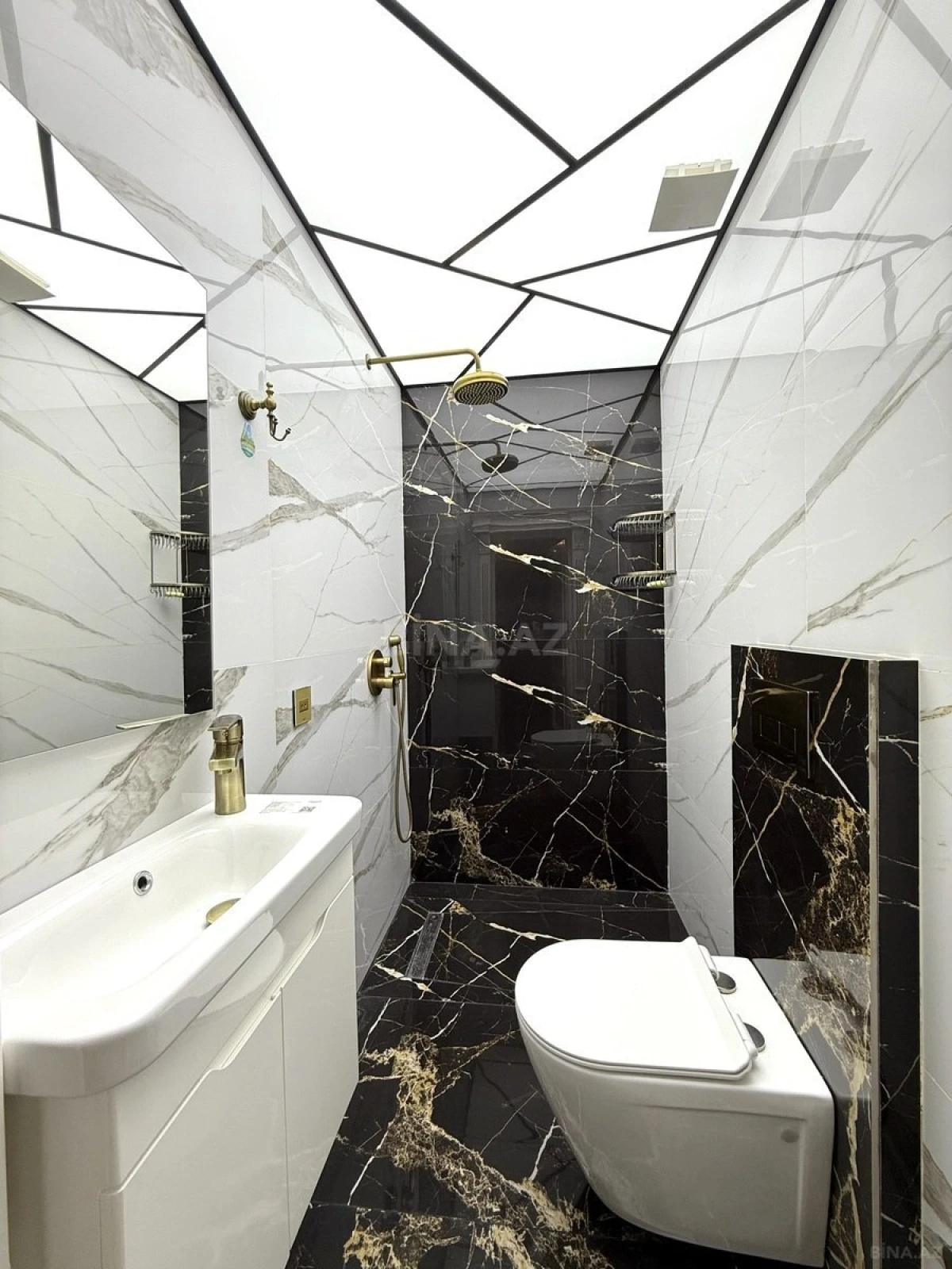 Satılır 4 otaqlı mənzil 170 m²