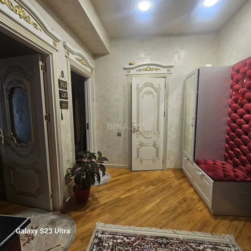 Satılır 2 otaqlı mənzil 65 m²