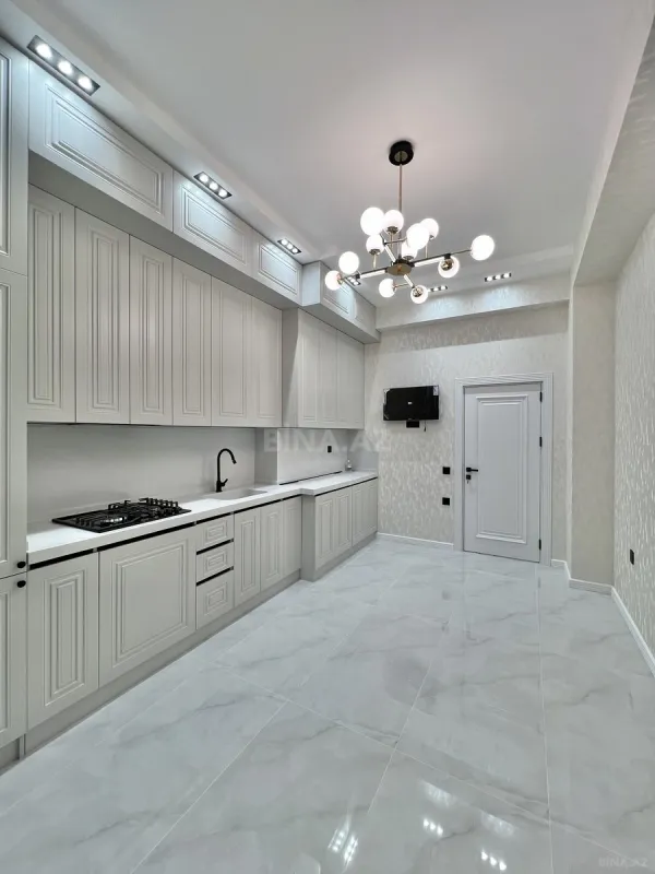 Satılır 3 otaqlı mənzil 99 m²