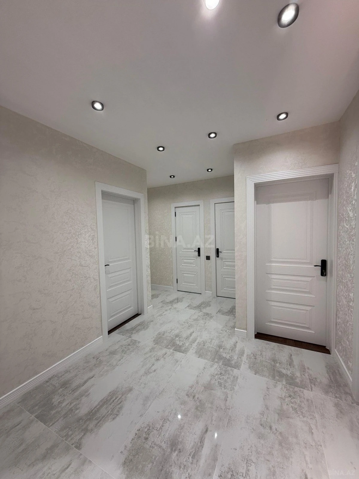 Satılır 3 otaqlı mənzil 85 m²