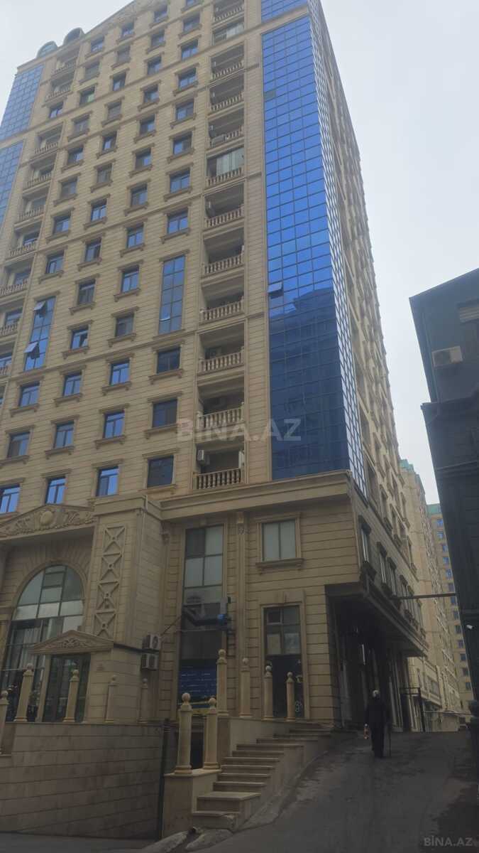 Kirayə verilir 3 otaqlı mənzil 145 m² — Bakı, Nəsimi 3 otaq 145.00 m²