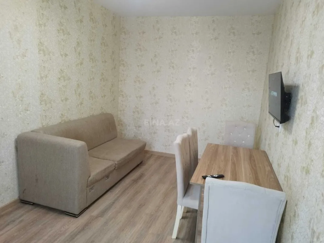 Kirayə verilir 2 otaqlı həyət evi 55 m²
