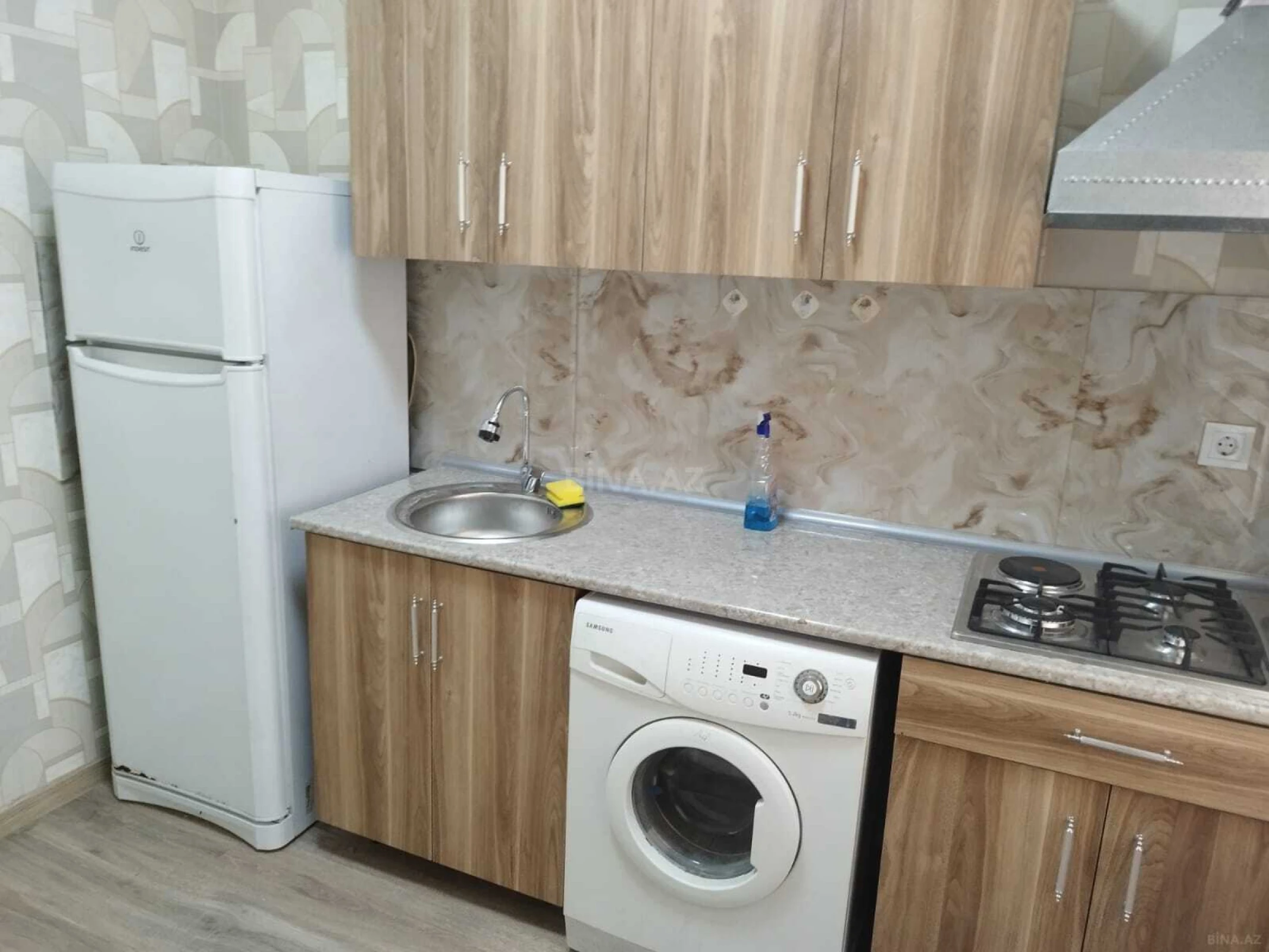 Kirayə verilir 2 otaqlı həyət evi 55 m²