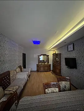 Satılır 4 otaqlı həyət evi 172 m²