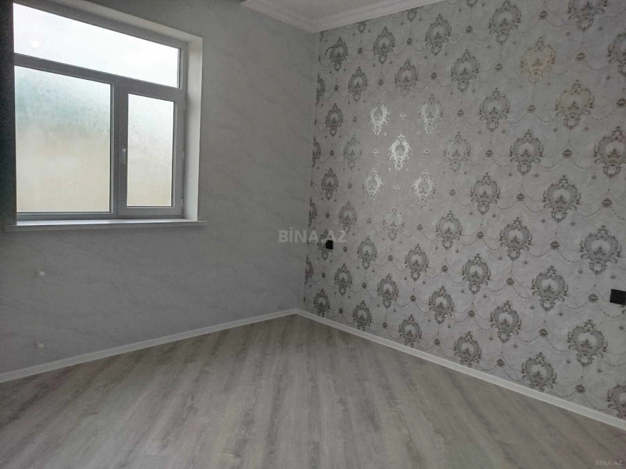 Satılır 4 otaqlı həyət evi 130 m²