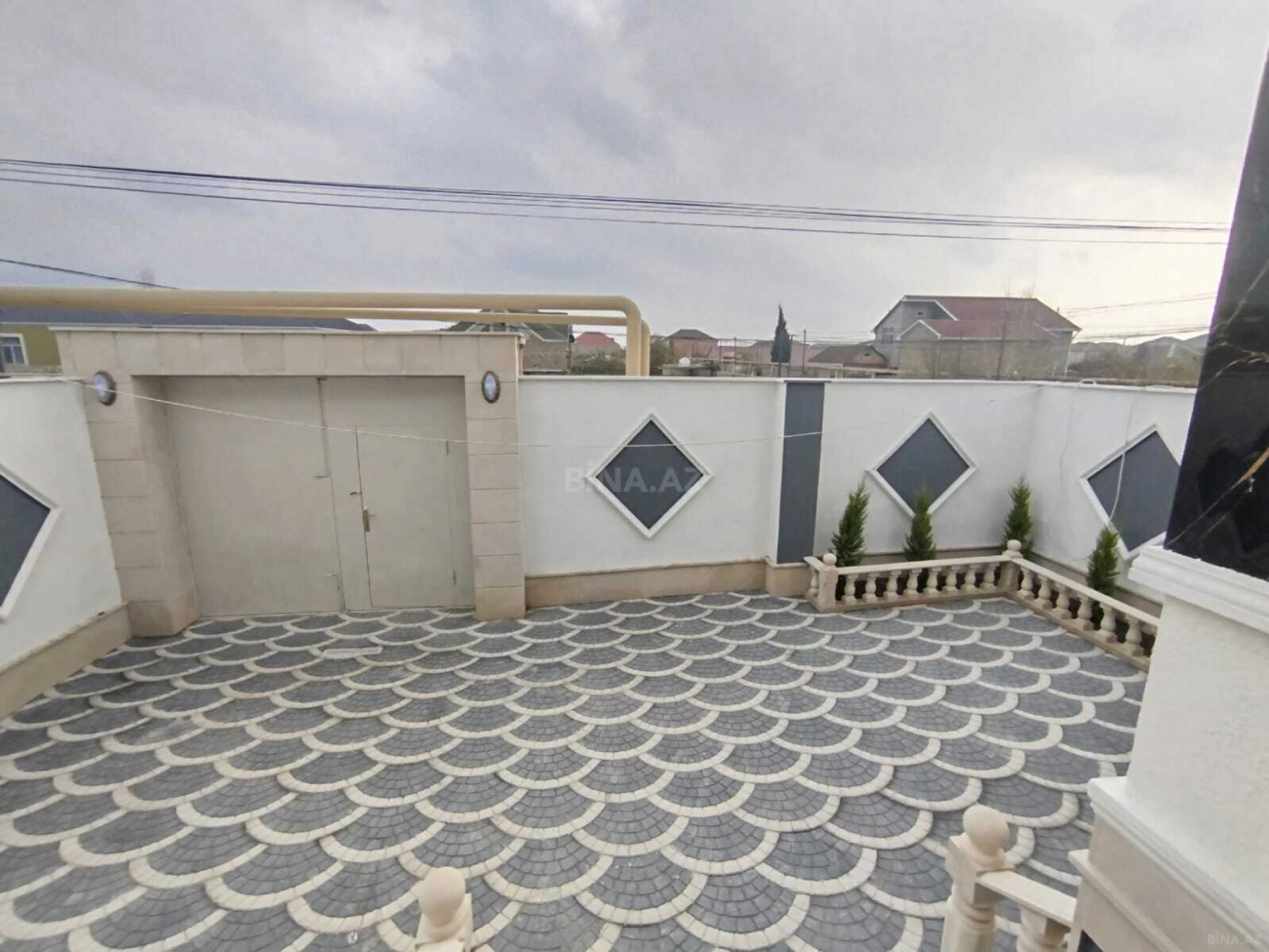 Satılır 4 otaqlı həyət evi 130 m²