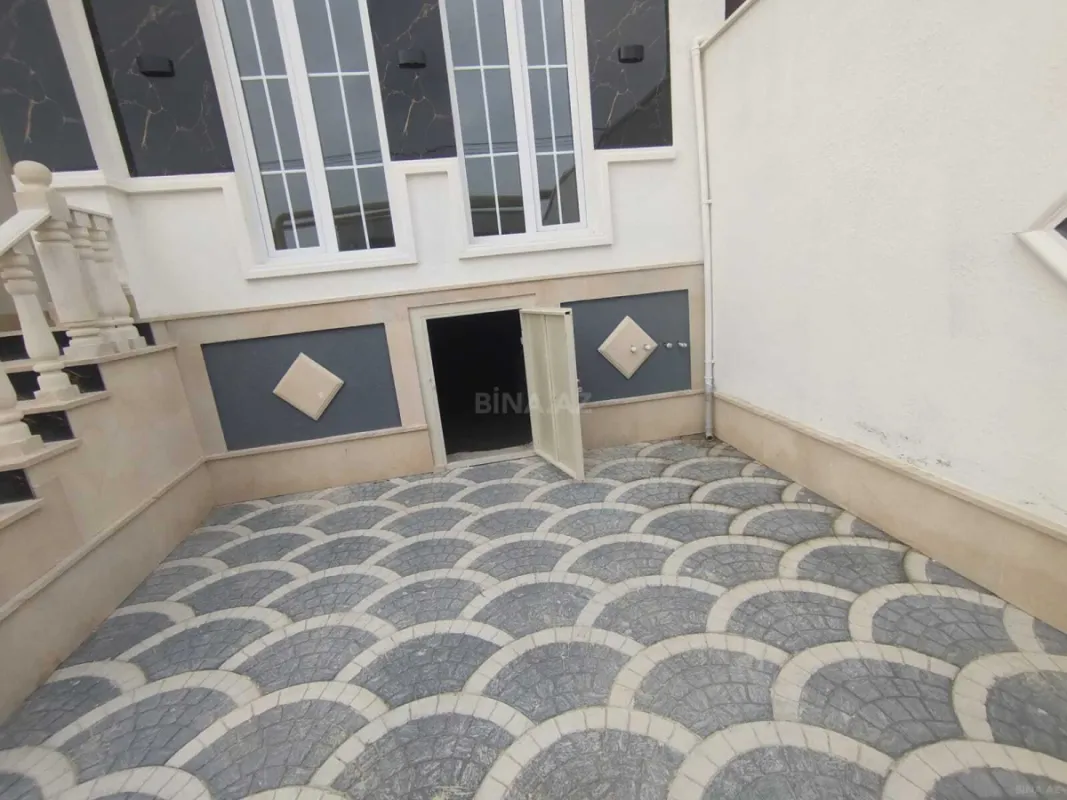 Satılır 4 otaqlı həyət evi 130 m²