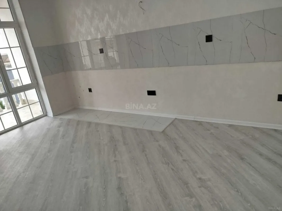 Satılır 4 otaqlı həyət evi 130 m²