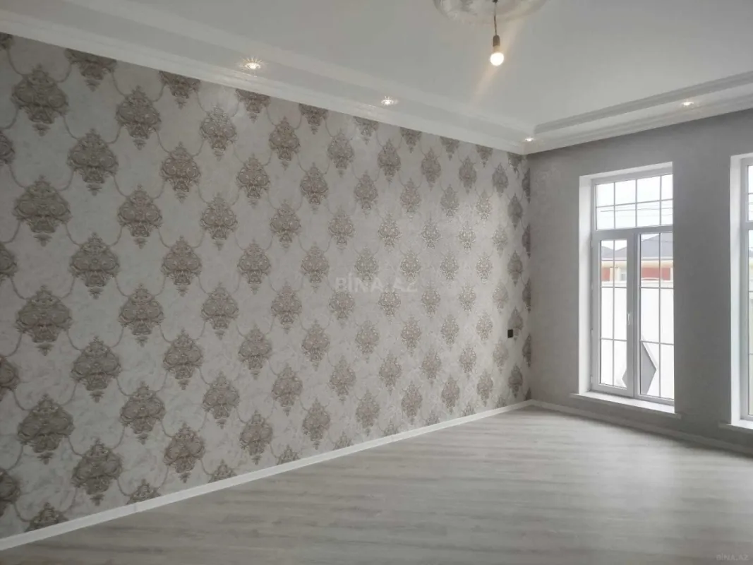 Satılır 4 otaqlı həyət evi 130 m²