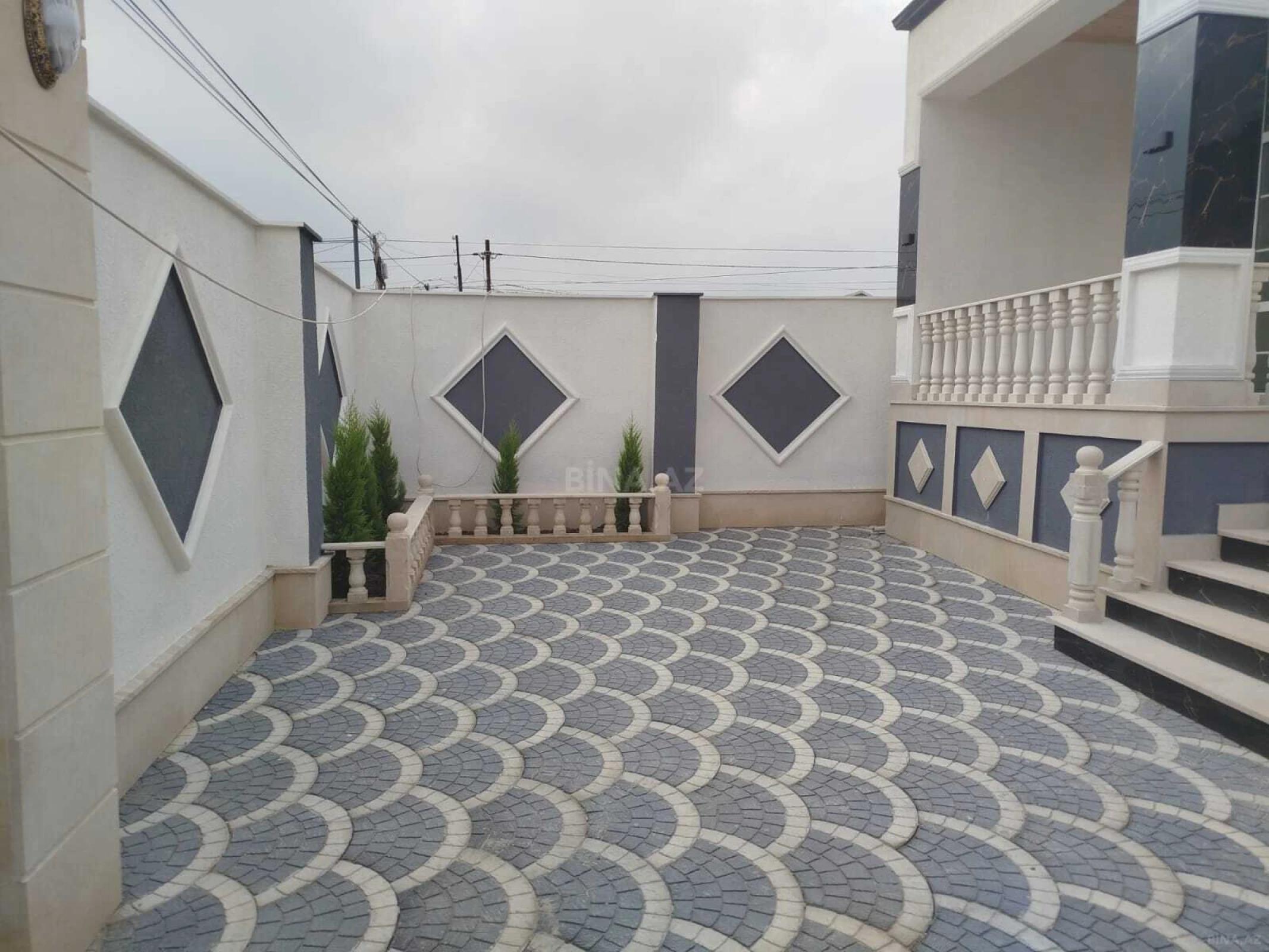 Satılır 4 otaqlı həyət evi 130 m²