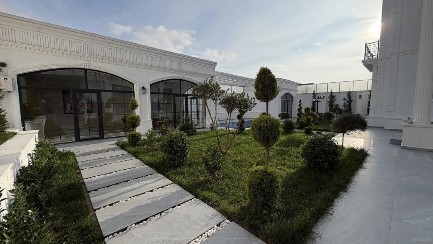 Satılır 7 otaqlı həyət evi 500 m²