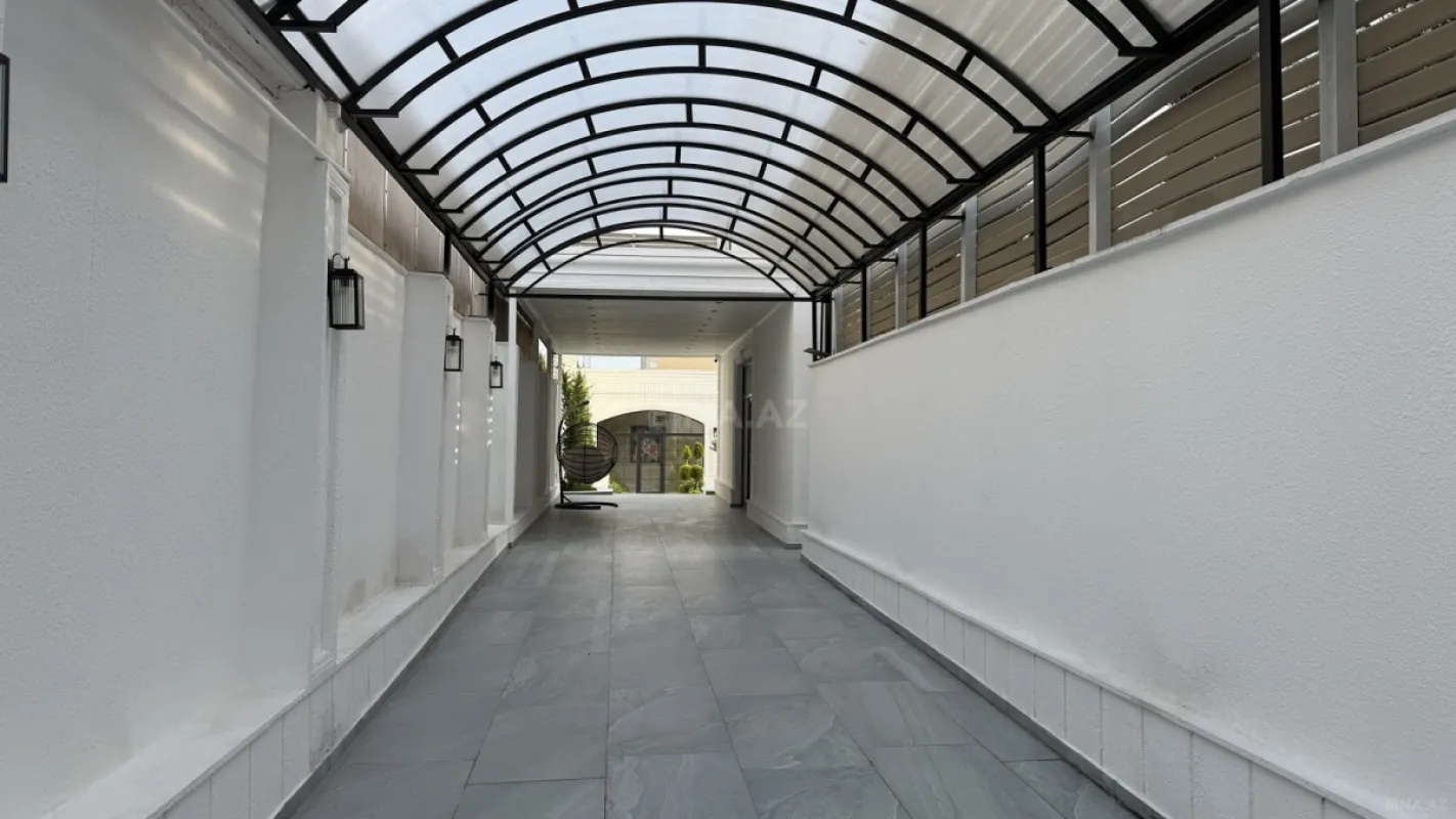 Satılır 7 otaqlı həyət evi 500 m²