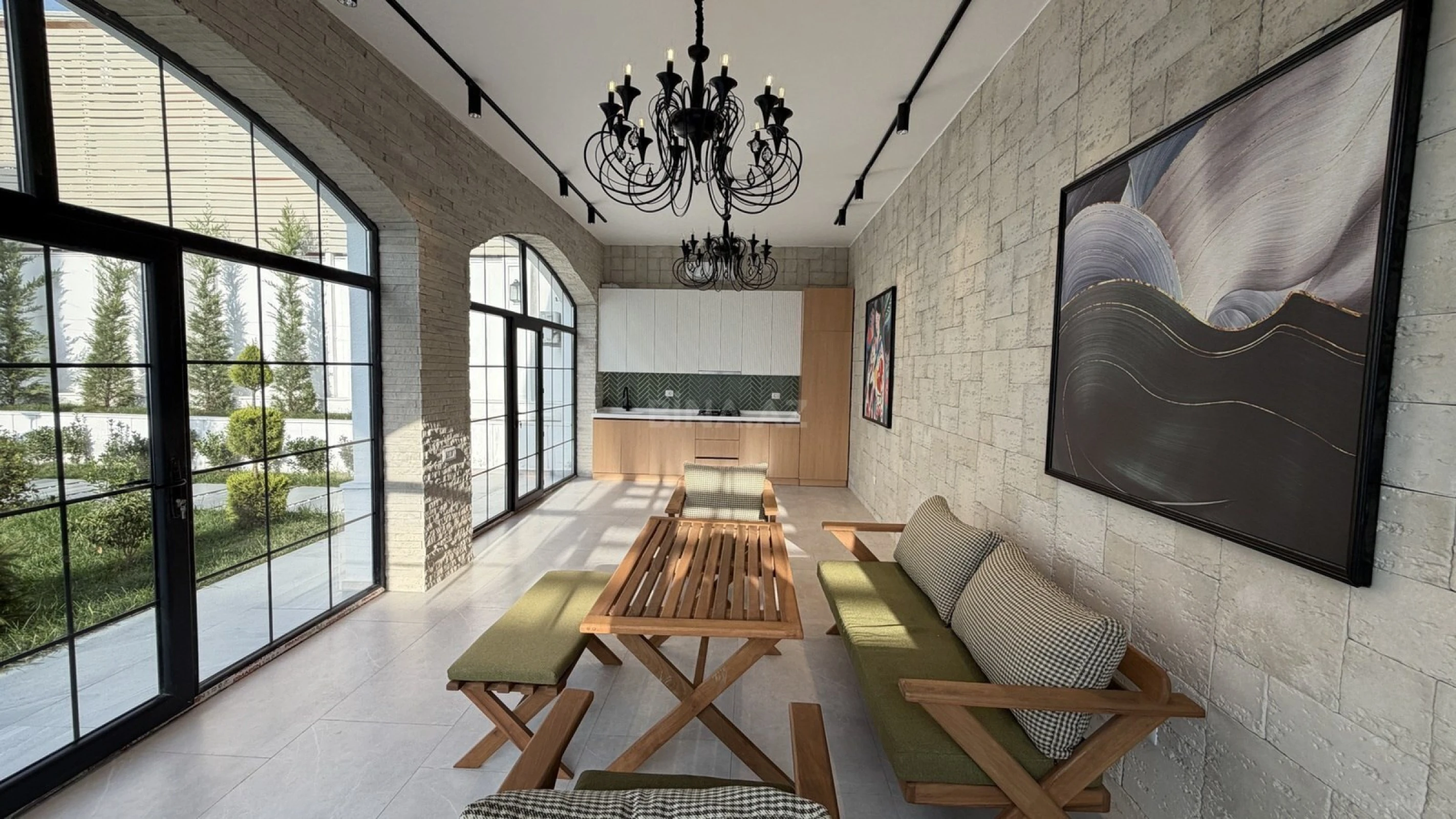 Satılır 7 otaqlı həyət evi 500 m²