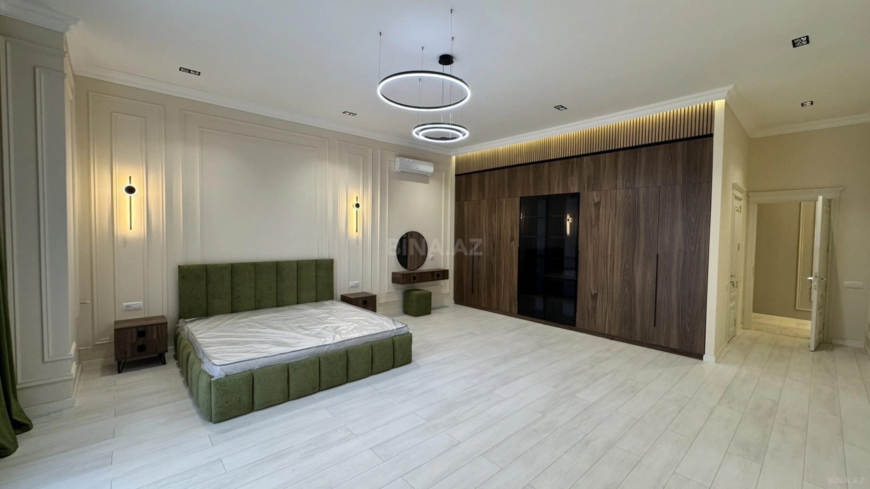 Satılır 7 otaqlı həyət evi 500 m²