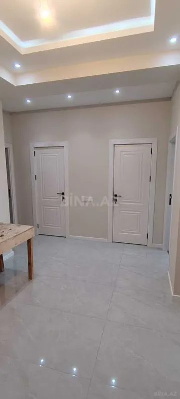 Satılır 3 otaqlı mənzil 116 m²