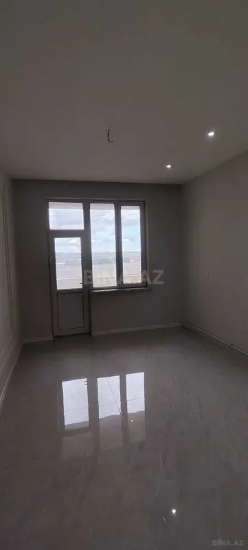 Satılır 3 otaqlı mənzil 116 m²