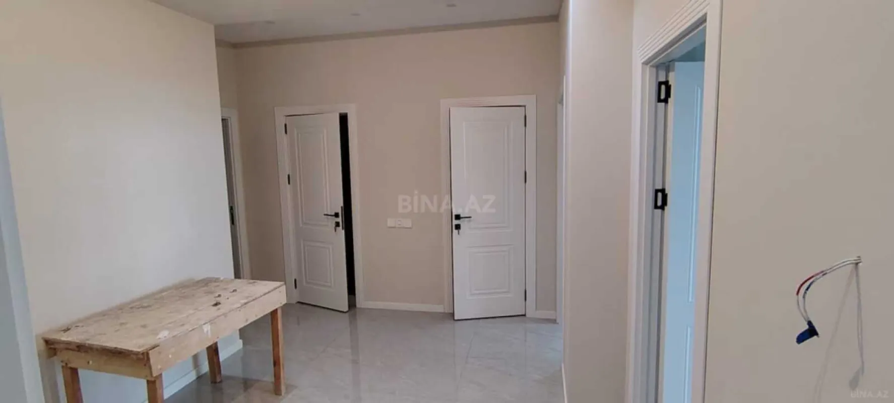 Satılır 3 otaqlı mənzil 116 m²