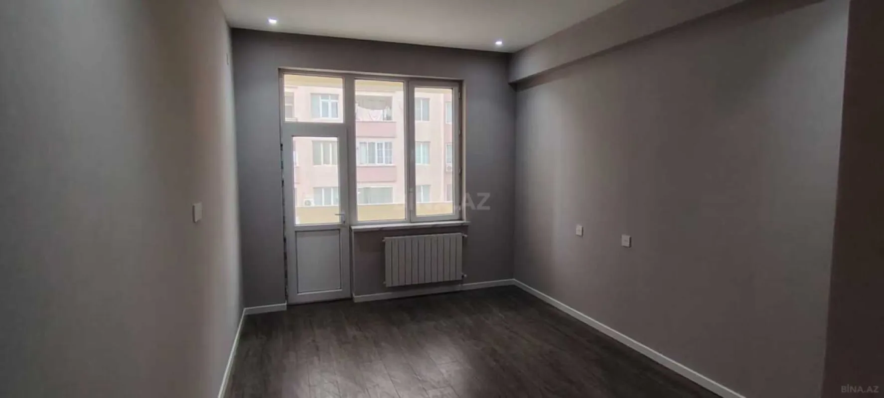 Satılır 3 otaqlı mənzil 116 m²