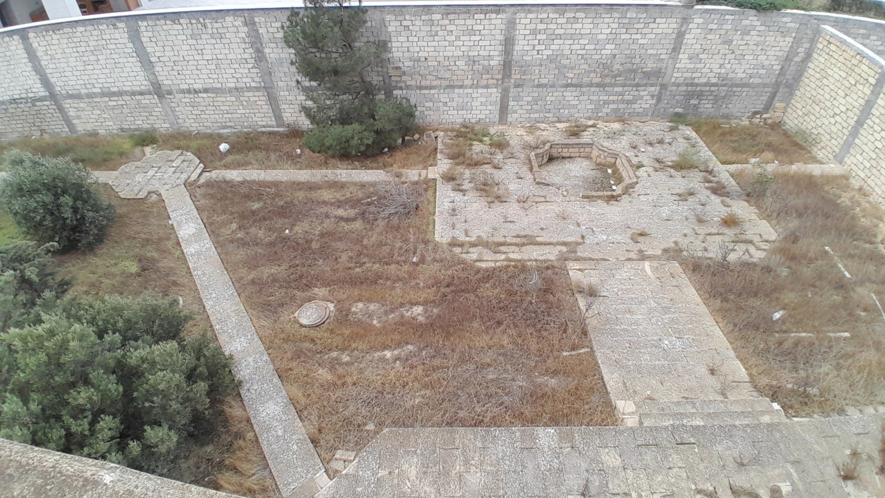 Satılır 6 otaqlı həyət evi 350 m²