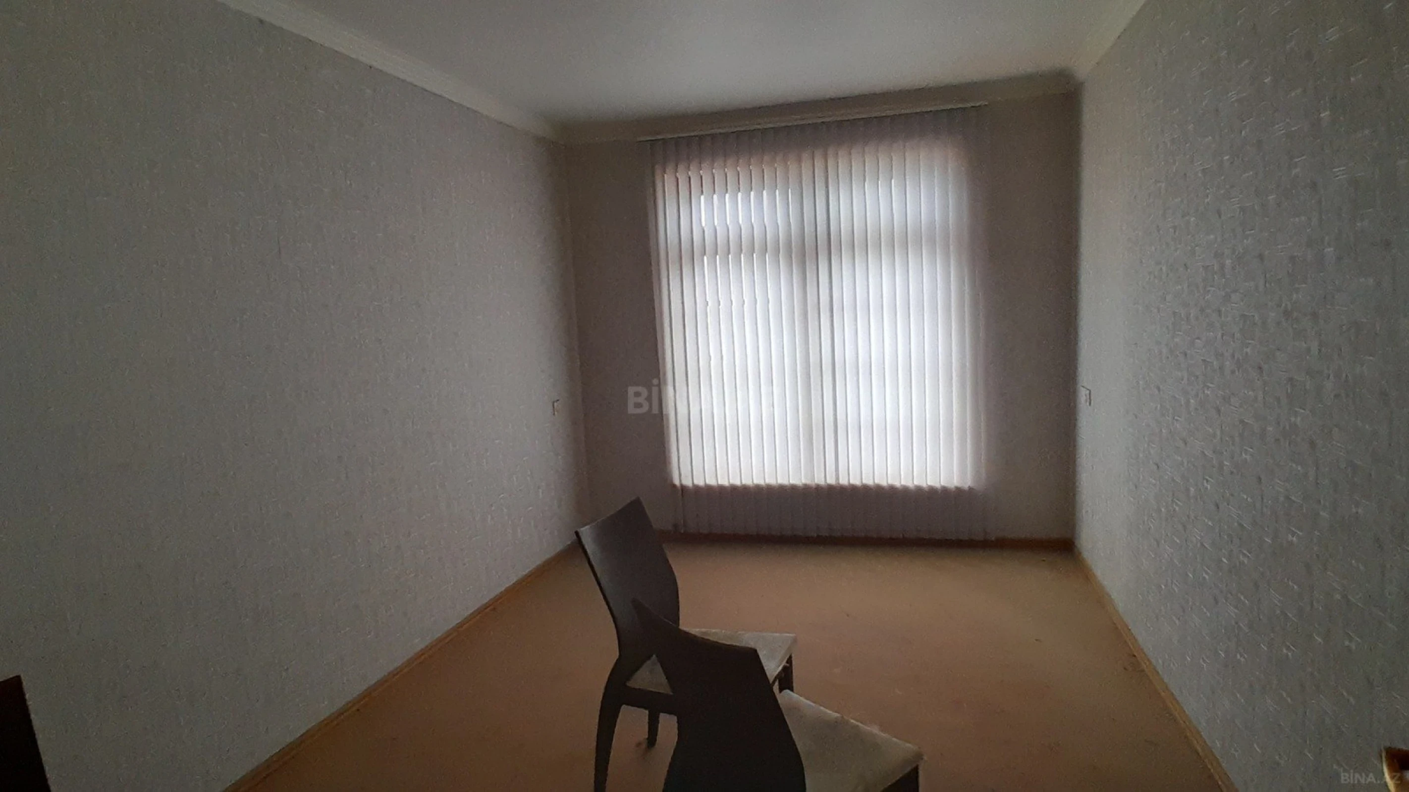 Satılır 6 otaqlı həyət evi 350 m²