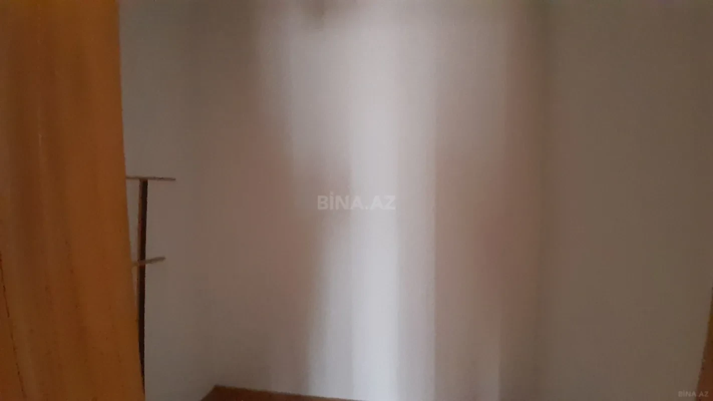 Satılır 6 otaqlı həyət evi 350 m²