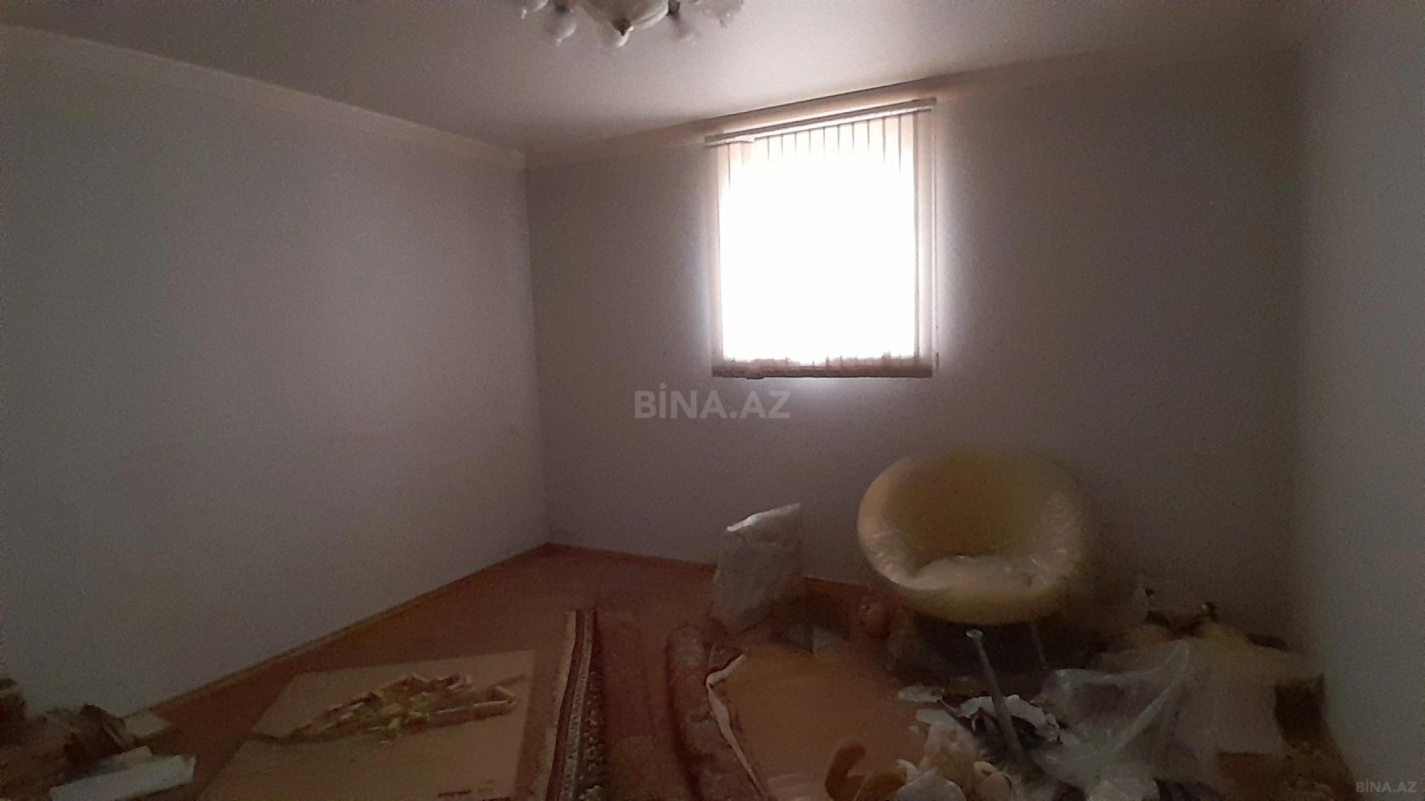 Satılır 6 otaqlı həyət evi 350 m²