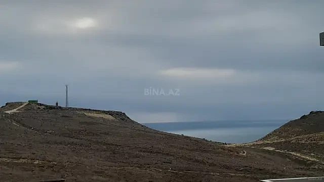 Satılır 6 otaqlı həyət evi 350 m²