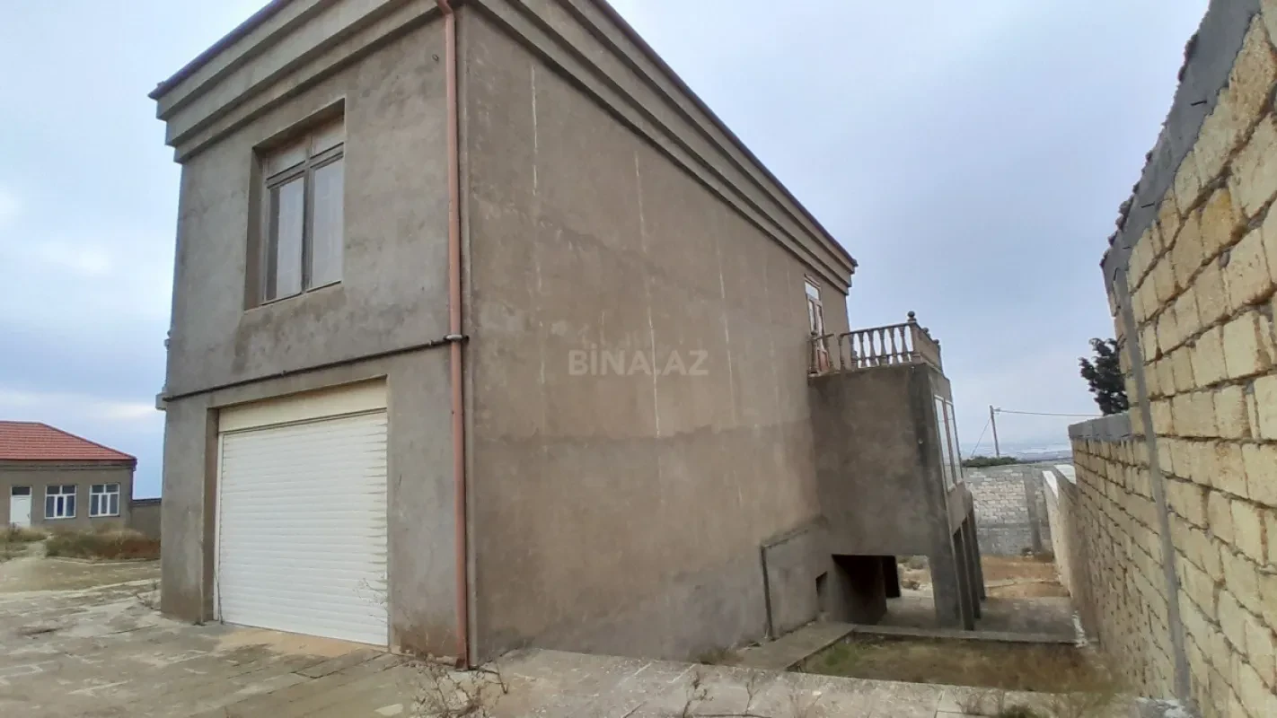 Satılır 6 otaqlı həyət evi 350 m²