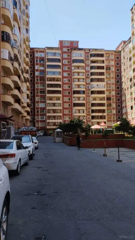 Satılır 3 otaqlı mənzil 150 m²