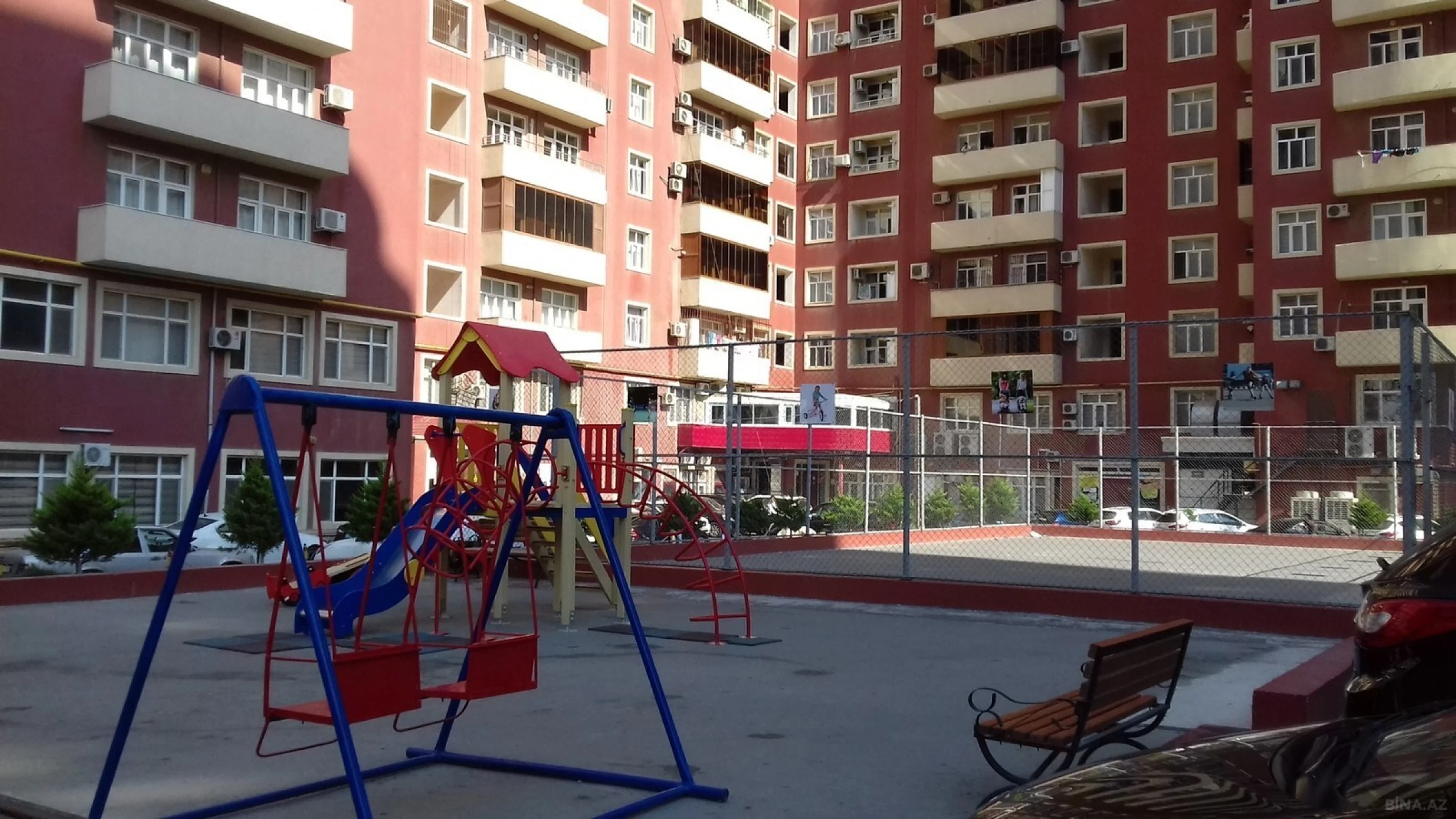 Satılır 3 otaqlı mənzil 150 m²