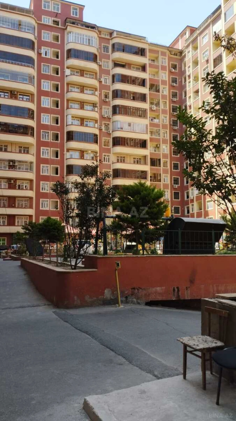 Satılır 3 otaqlı mənzil 150 m²