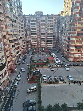 Satılır 3 otaqlı mənzil 150 m²