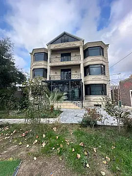 Satılır 10 otaqlı həyət evi 680 m² — Bakı, Qaraçuxur 10 otaq 680.00 m²