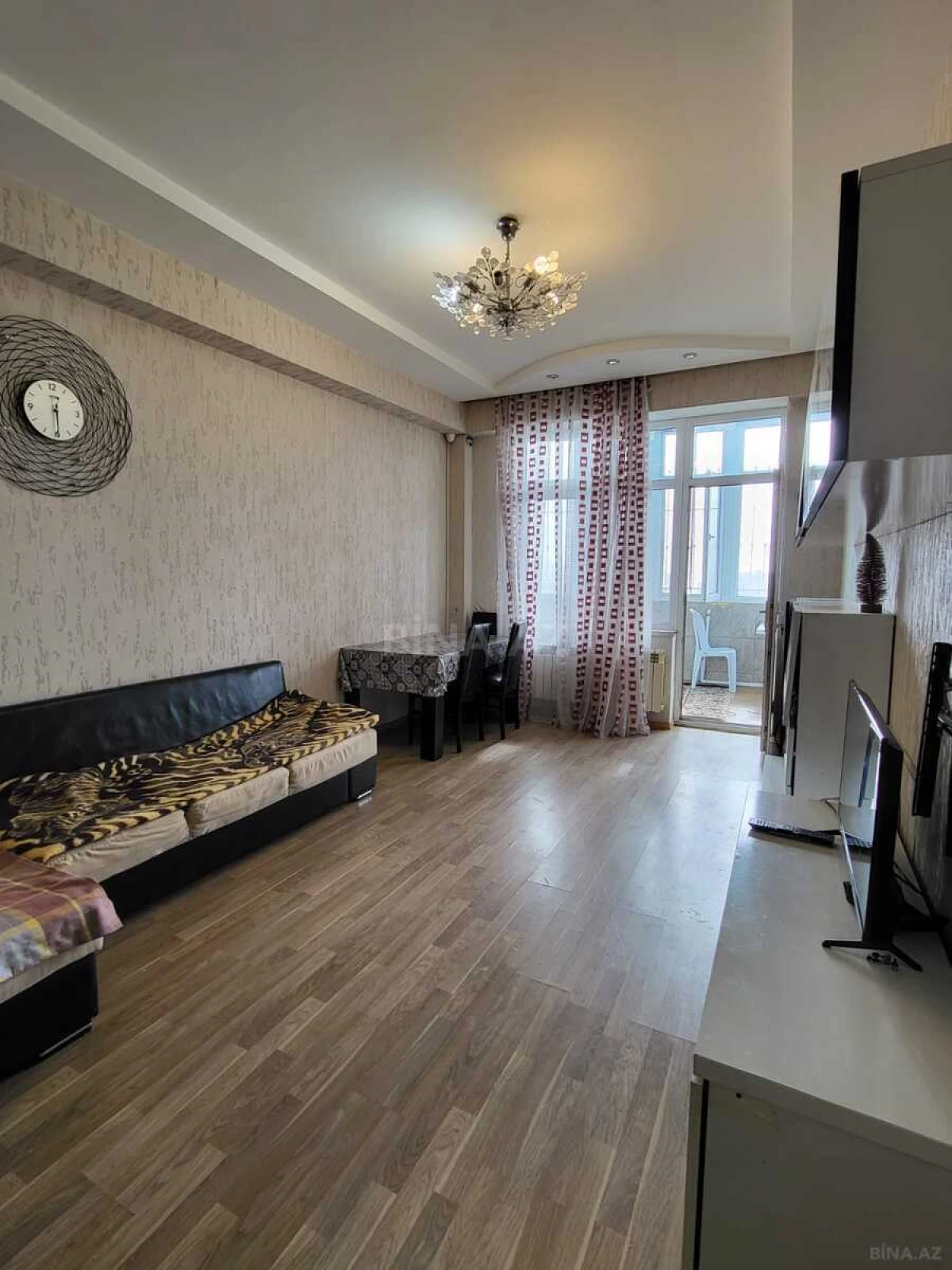 Satılır 2 otaqlı mənzil 60 m²