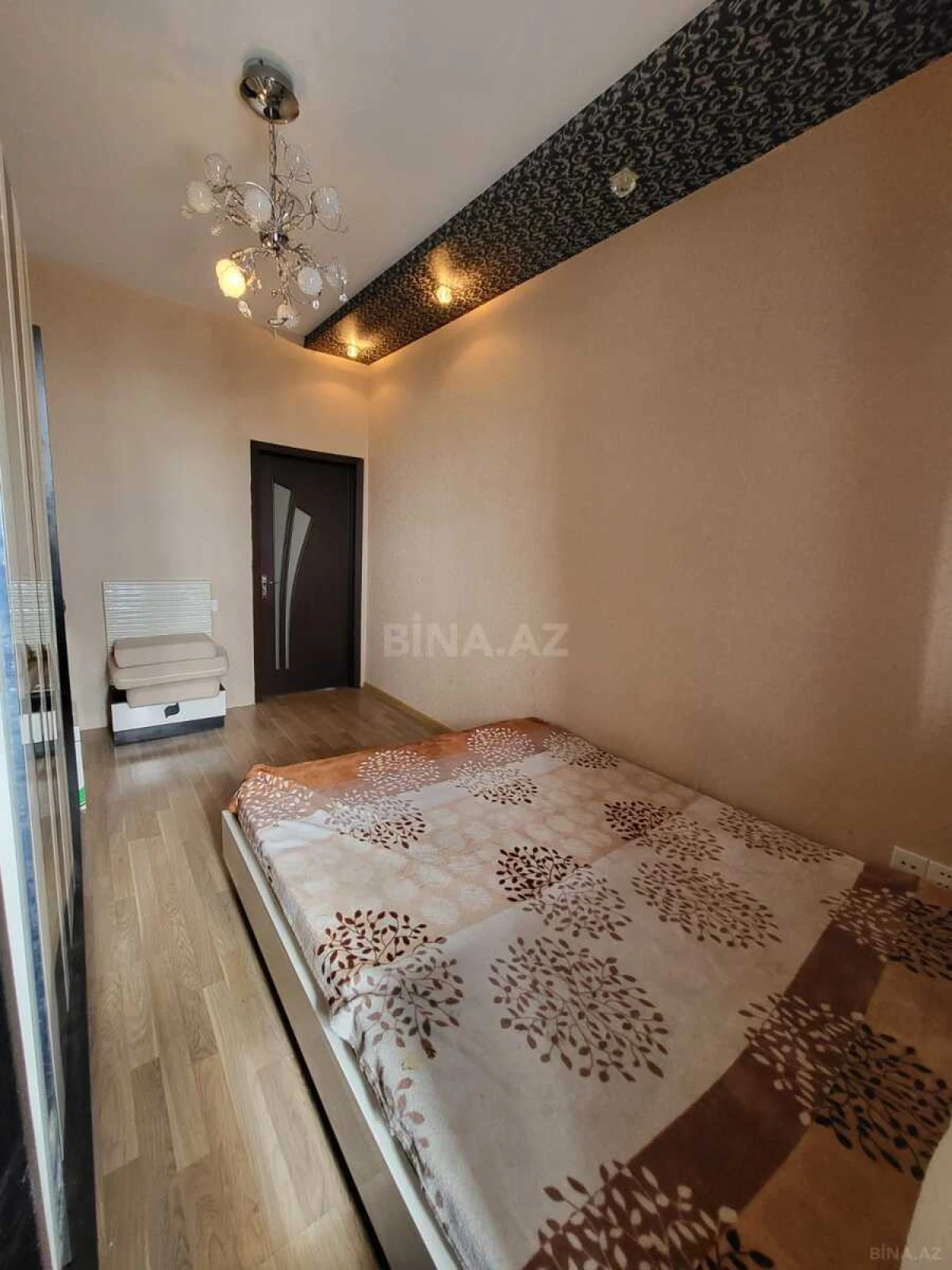 Satılır 2 otaqlı mənzil 60 m²