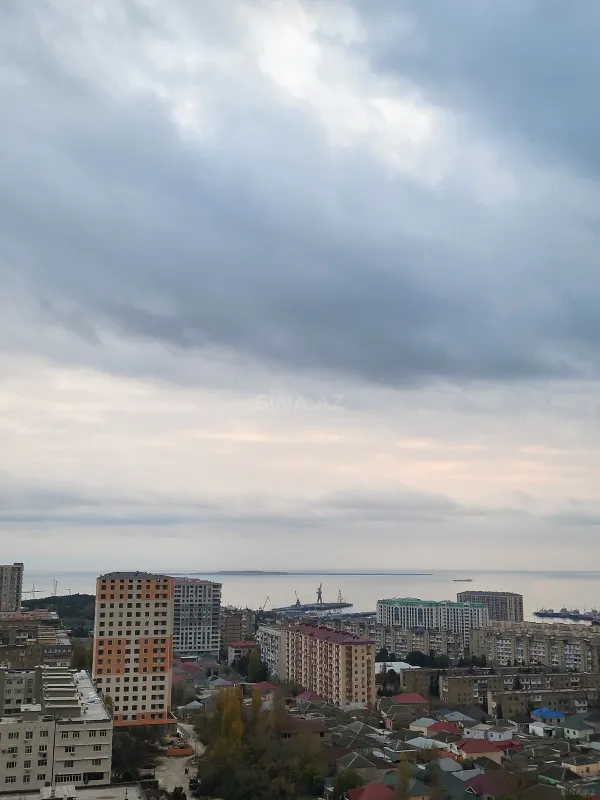 Satılır 2 otaqlı mənzil 60 m²