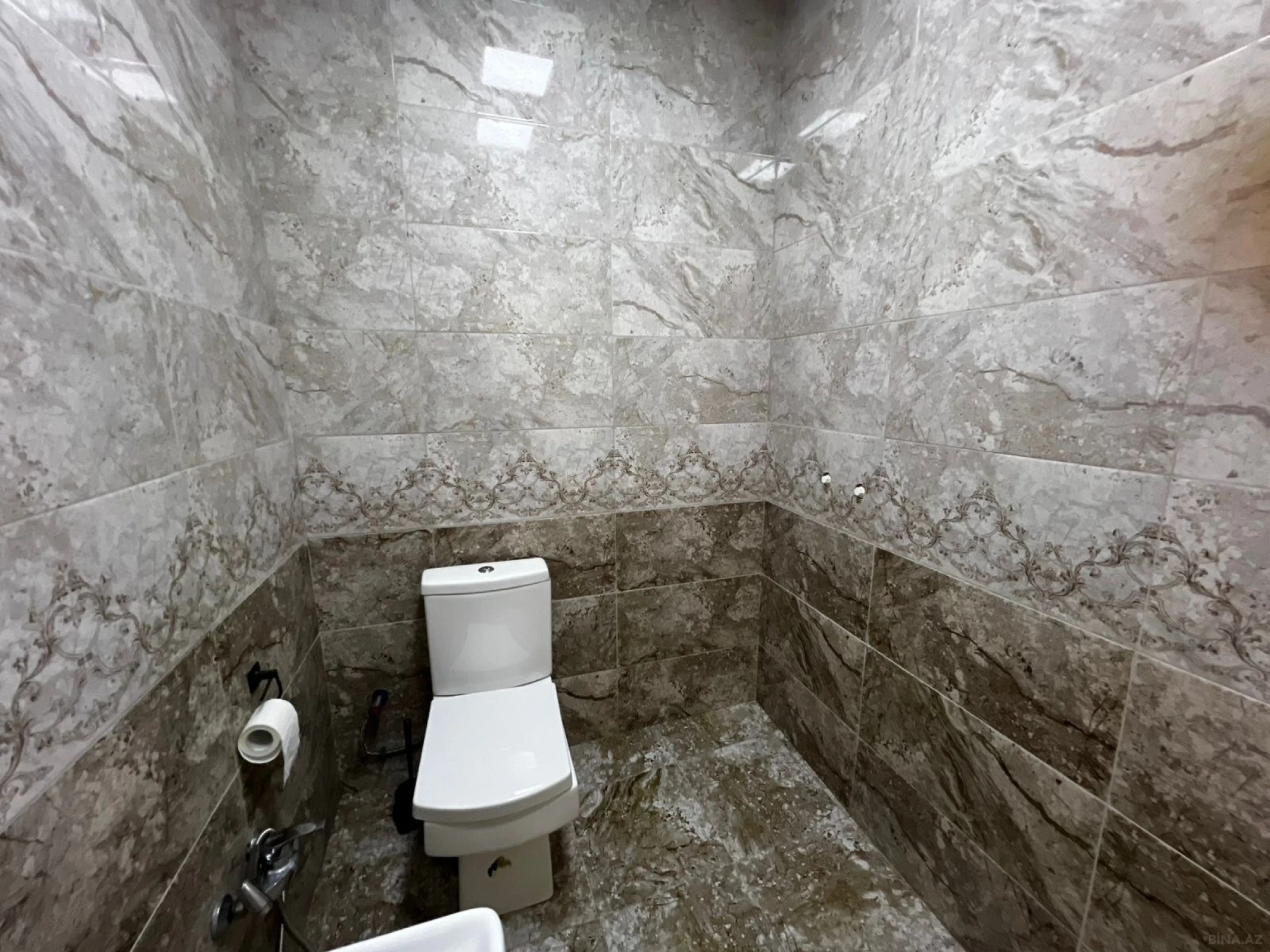 Satılır 3 otaqlı mənzil 117 m²