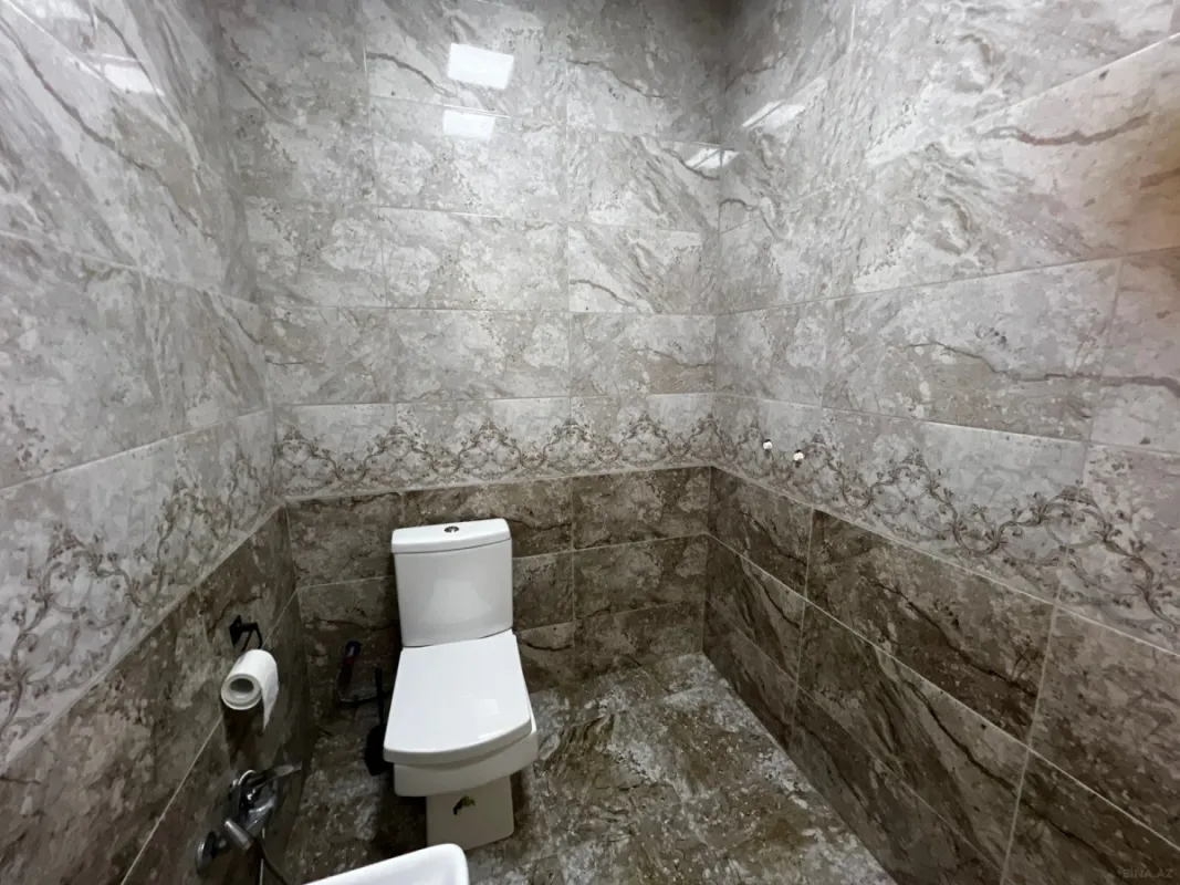 Satılır 3 otaqlı mənzil 117 m²