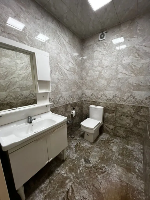 Satılır 3 otaqlı mənzil 117 m²