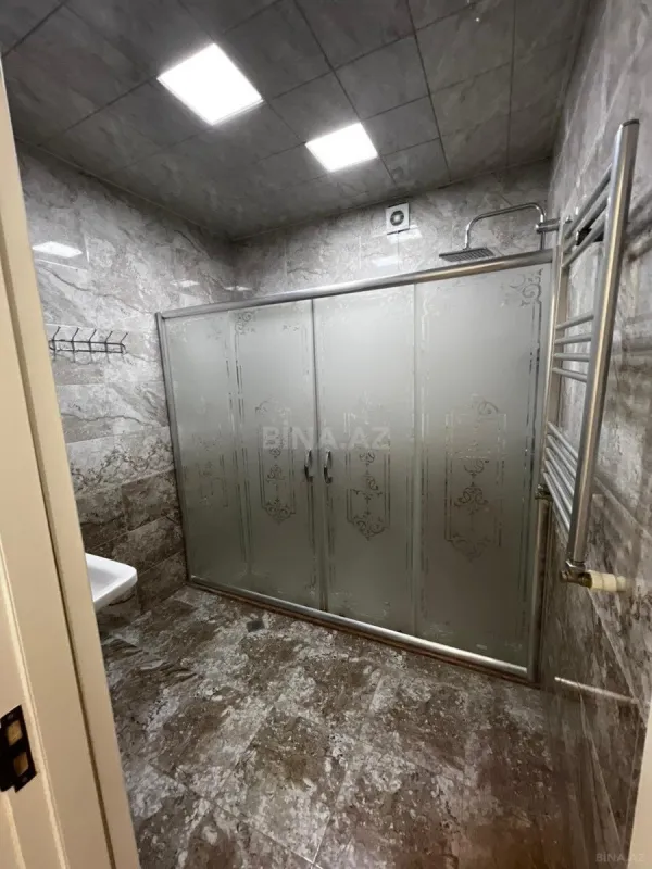 Satılır 3 otaqlı mənzil 117 m²