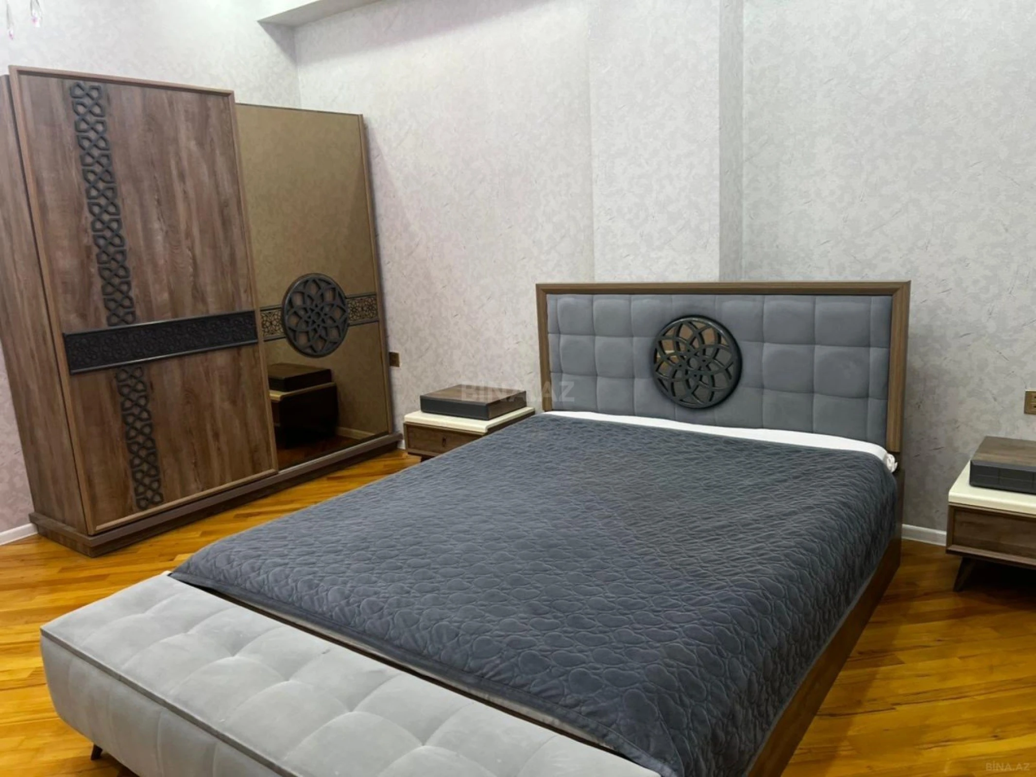 Satılır 3 otaqlı mənzil 117 m²