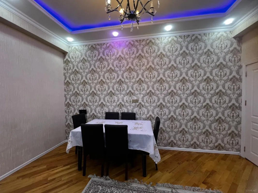 Satılır 3 otaqlı mənzil 117 m²