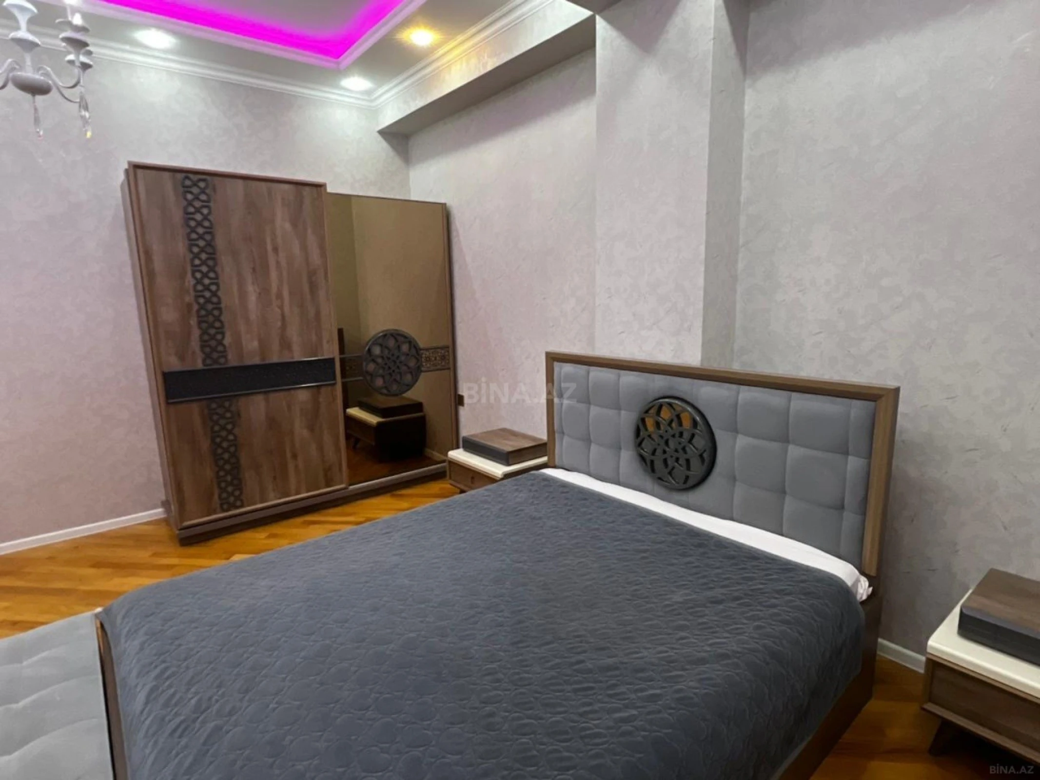 Satılır 3 otaqlı mənzil 117 m²